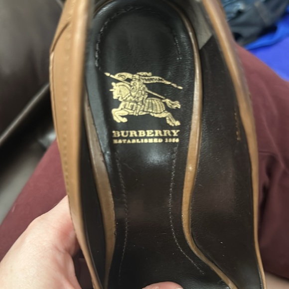 Burberry Heels Original Print Dark Brown - Picture 8 of 9
